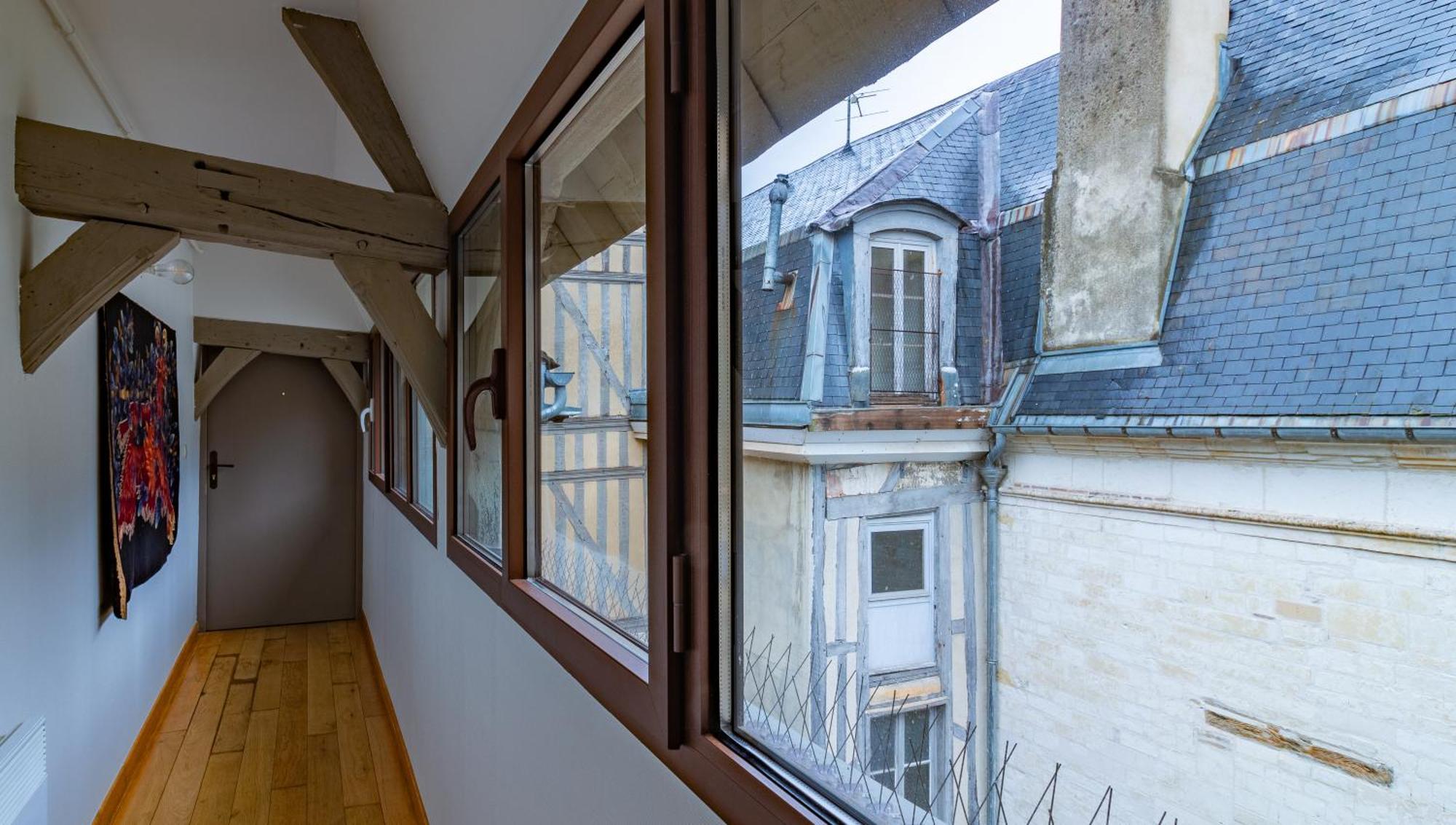 Le 13 Elegant Troyes Apartment Bagian luar foto